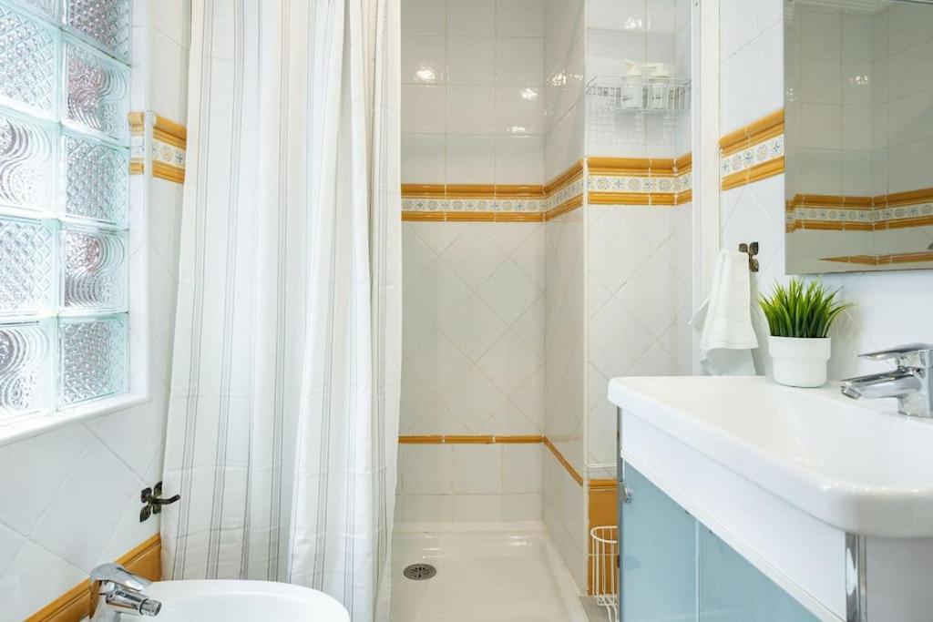 Apartamento Apartamento Chary Gijón Exterior foto